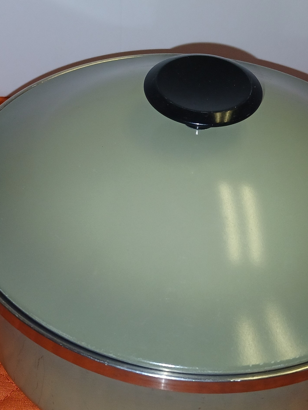 Vintage Townhouse Collection by West Bend. 2 quart Boiler